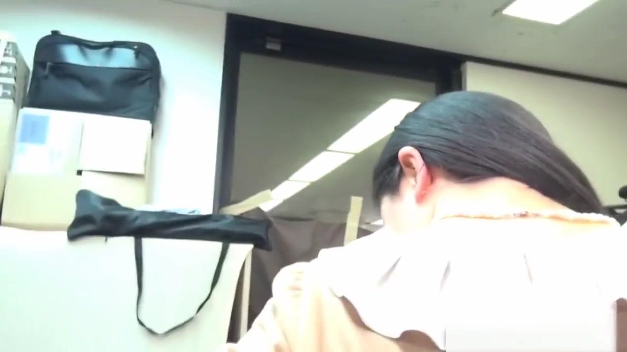Work Japanese ho filmed peeing Women Sucking Dicks