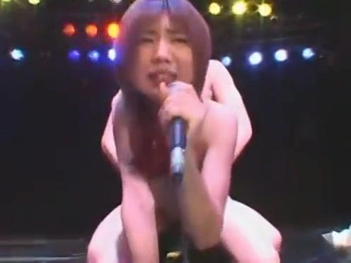 japanese girl singing while making love - 1
