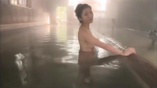 Curvy Japanese beauty bathes with you at the spa. - 2