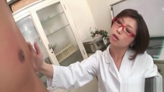 Magrinha Fishnet clad nurse Kaoru Natsuki takes excellent care of her Doggie Style Porn