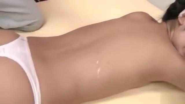 Pornuj  Japanese Four Handed Teen Massage Beeg - 1