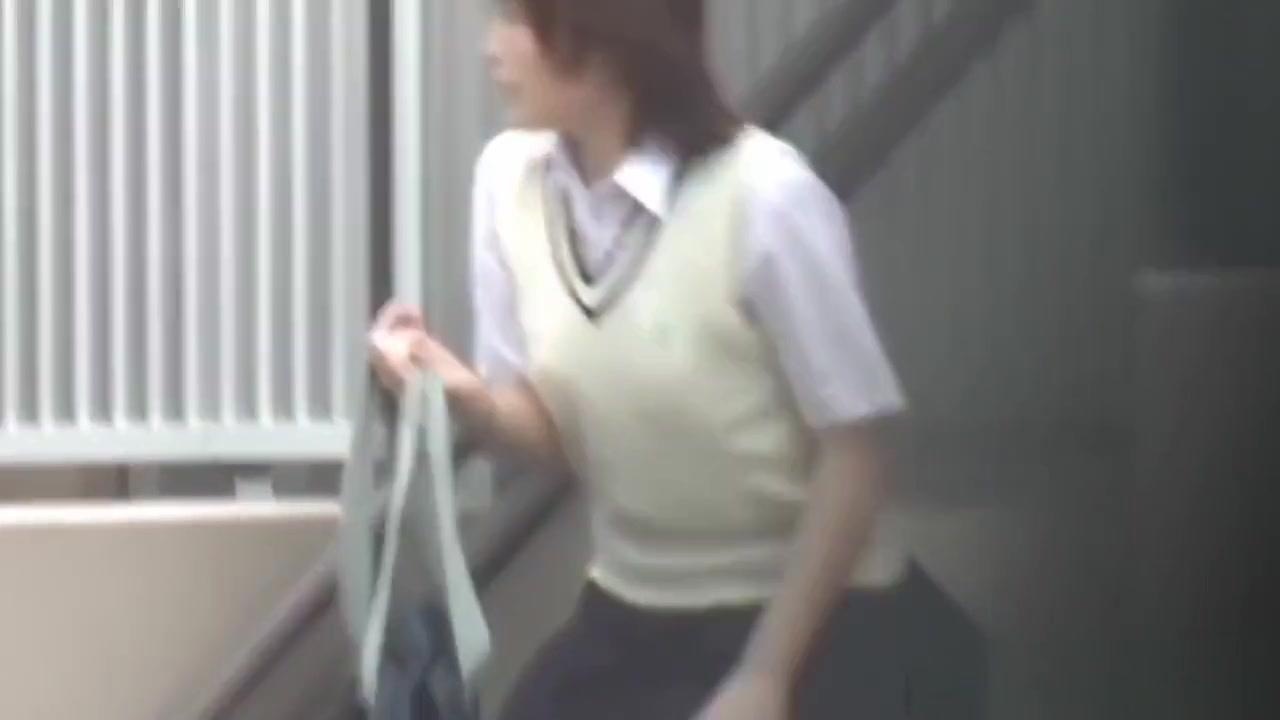 Japanese teen tubs cunt - 1