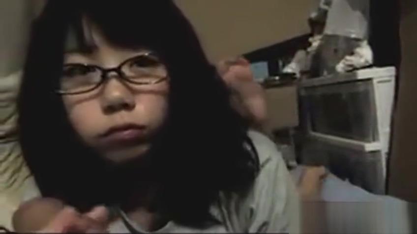 SAFF  Little japanese girl fellatio Cum Shot - 1