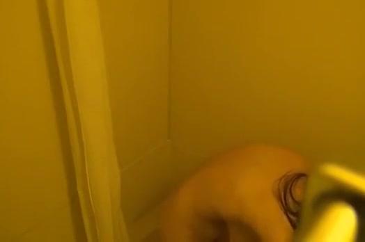 Indo Asian caught taking a shower on hidden cam Reality Porn