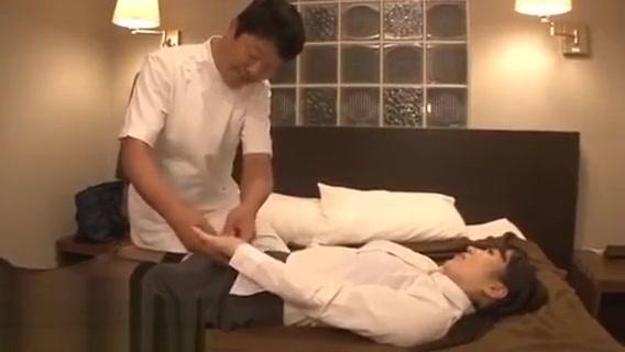 Japanese massage with office lady in stockings - 1