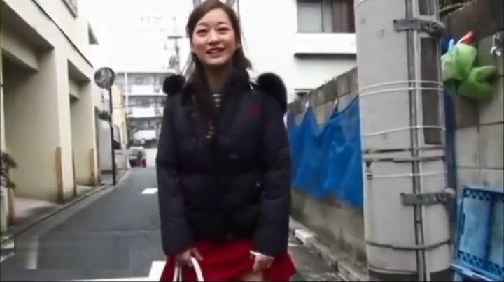 Porno  Japanese girl pussy flashing in public streets Missionary Position Porn - 2