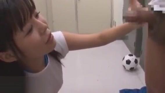 Peeing  Jav college girl plays with small dicks in locker room Twerk - 1