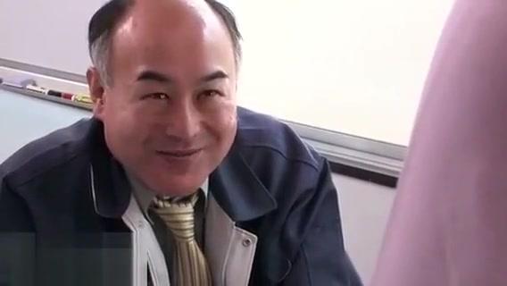 Japanese secretary face fucked by old boss - 2