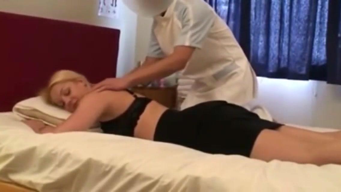 Annie gorgeous wife first time japanese massage - Part 1 - 1