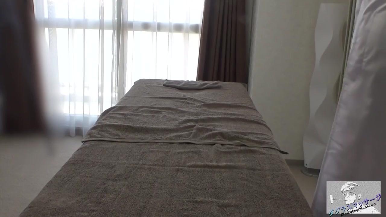 Japanese Skinny Vixen Massage Erotic Video - 2