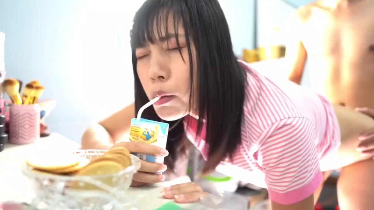 QuebecCoquin Uncensored- Japanese Girl Was Hungry While Pounding Her Ass ( 今日あったかかったしね) Ruiva