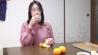 Fisting Wife Lover No.6 Teased Her Pussy With My Toes In The Kotatsu Ngentot