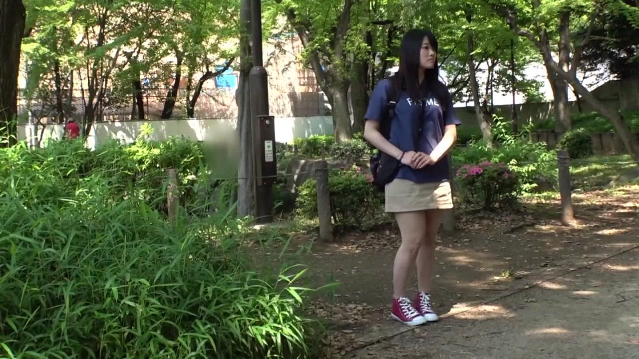 ２１歳女子大生エロボディにローション塗ってぬるぬるセックス - 2