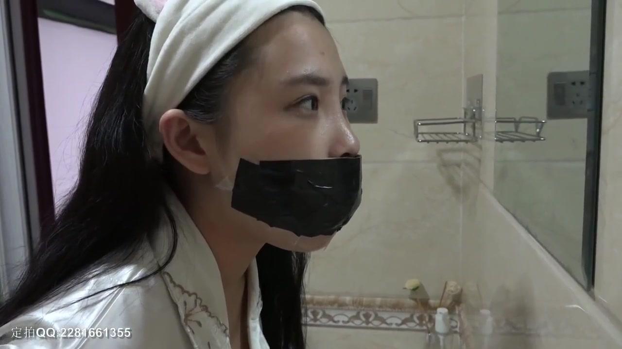 Chinese Beauty Selfgag - 2