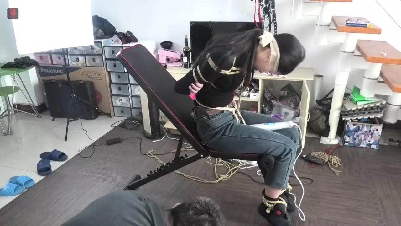 Matures Asian Girl In Jeans And Bondage Pete