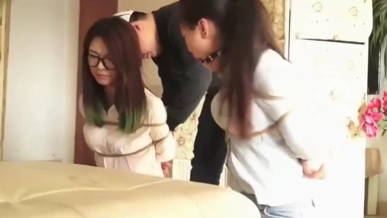 Porn Amateur Asian Friends Captured Sloppy Blow Job