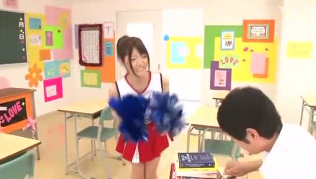 Exotic Japanese slut Kana Yuuki in Best Cunnilingus, Cheerleaders JAV scene - 2