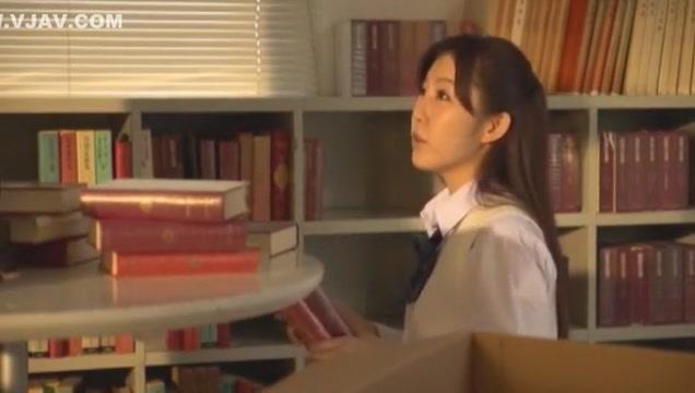 Hottest Japanese slut Azumi Kinoshita in Fabulous Girlfriend, Fingering JAV scene - 2