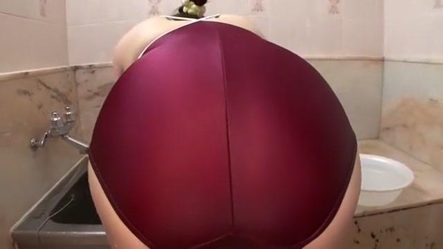 Horny Japanese whore Kurumi Kasuga in Incredible Fetish, Showers JAV video - 2