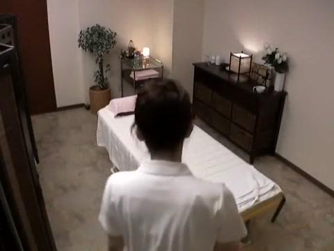 Pareja  Incredible Japanese girl in Amazing Massage, Lesbian/Rezubian JAV movie 1080p - 1