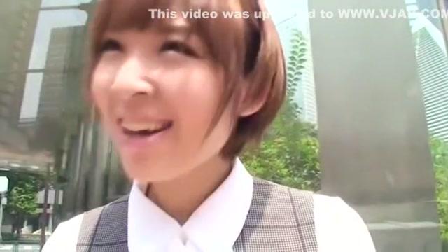 Horny Japanese chick Yuzu Shiina in Hottest Car JAV clip - 2