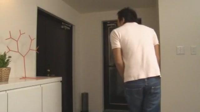 Exotic Japanese slut Mao Hamasaki in Amazing JAV video - 1