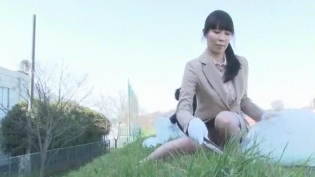 Horny Japanese model Eriko Miura in Hottest Outdoor JAV movie - 2