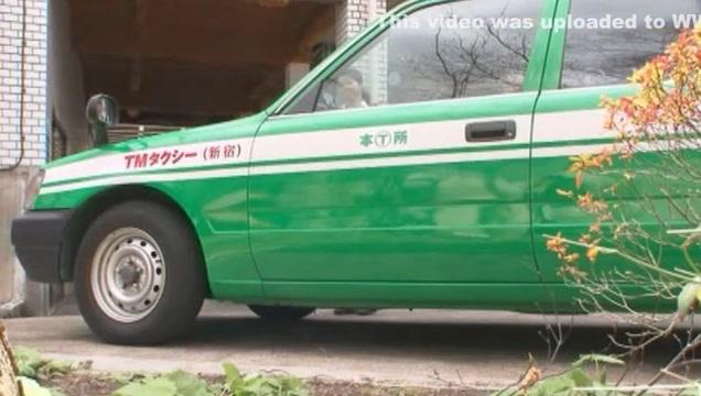 Crazy Japanese chick Nao Mizuki, Hikari Hino in Horny Car, Cunnilingus JAV movie - 1