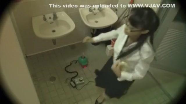Black Cock  Incredible Japanese chick Shizuka Kanno, Ayumi Wakana in Horny Hidden Cams, Secretary JAV clip Bigdick - 1