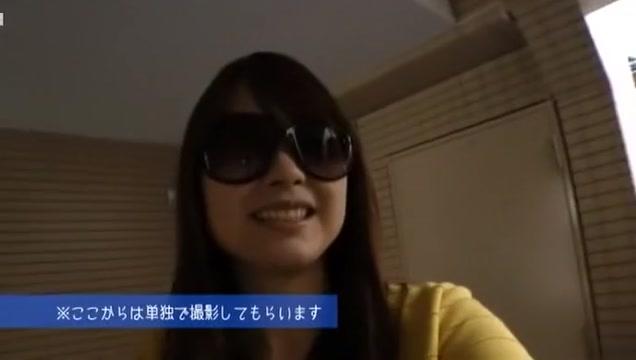 Horny Japanese model Mayuka Akimoto in Crazy Medical, Fingering JAV movie - 2
