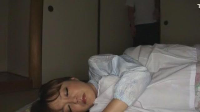 Hottest Japanese model Miki Sawaguchi in Exotic Cunnilingus, Wife JAV clip - 2